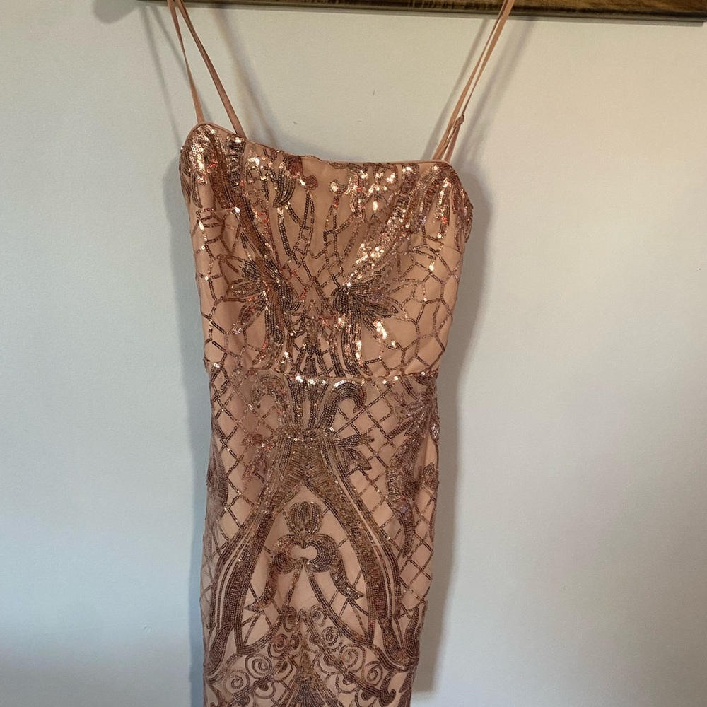 LULUS PINK AND GOLD SEQUIN HOCO MINI DRESS WORN ONCE